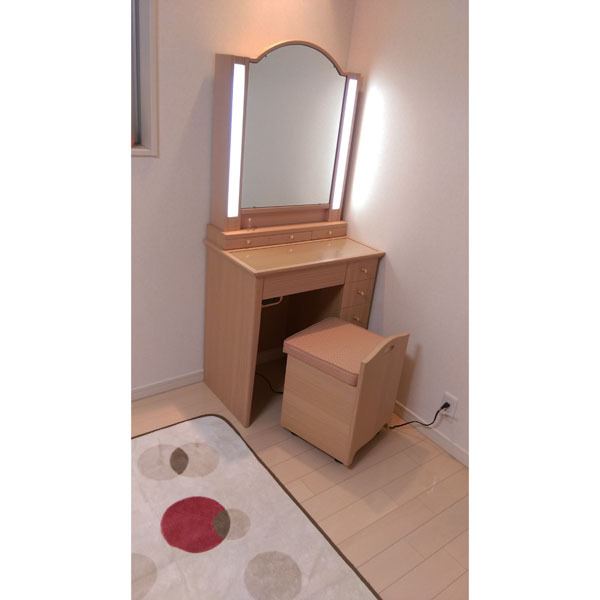 LED照明付きドレッサー プリティカ - 鏡台・ドレッサーの専門店 大川の