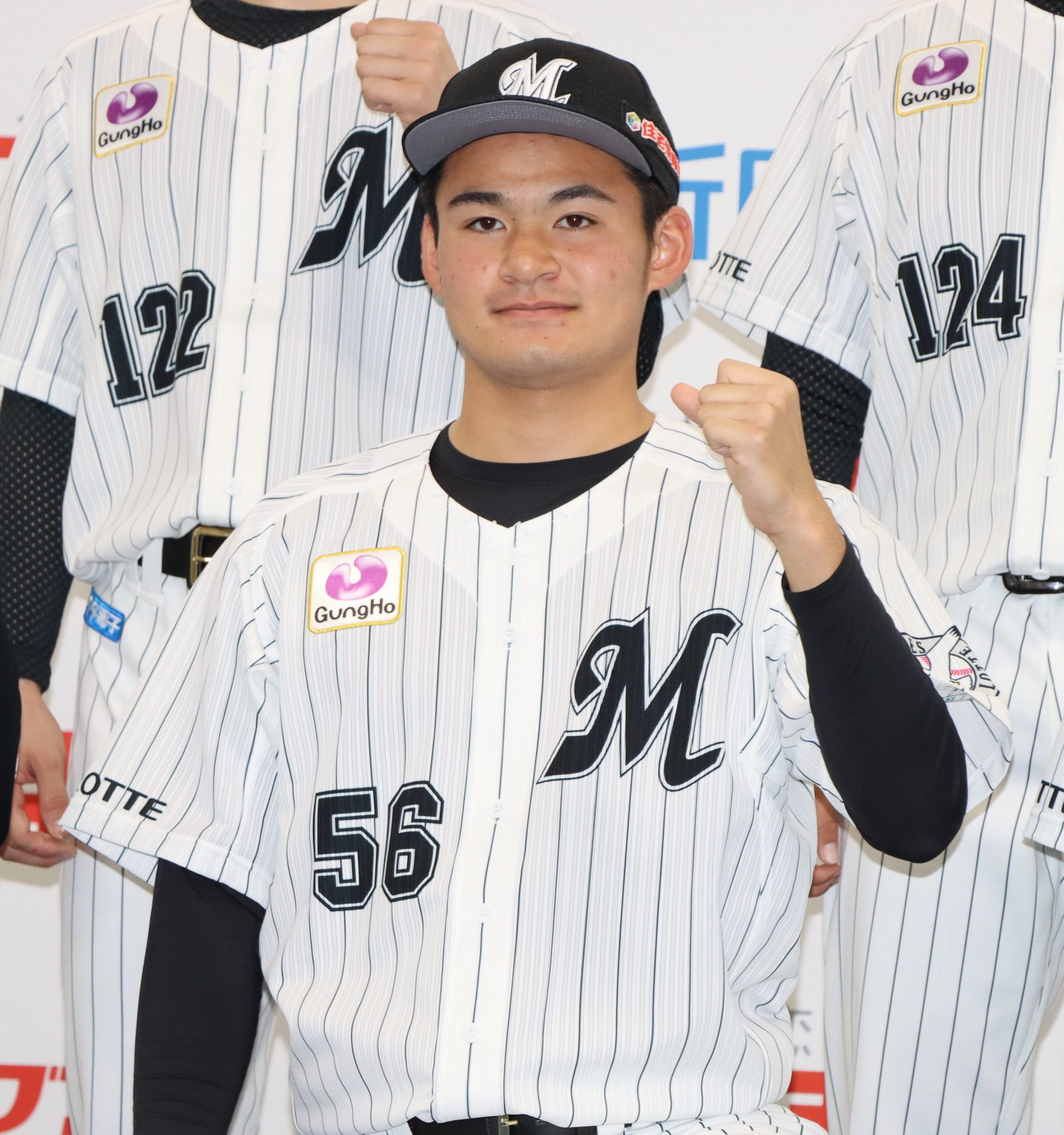 ロッテ入団会見で中森投手 「実感湧いてきた」「160キロ投げる」 意外