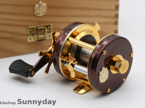 サイモンシモムラ – Tackle Shop Sunnyday