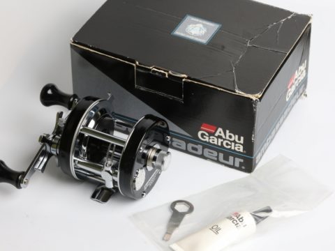 サイモンシモムラ – Tackle Shop Sunnyday