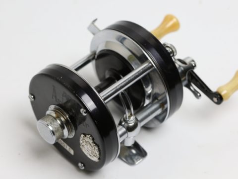 5001C – Tackle Shop Sunnyday