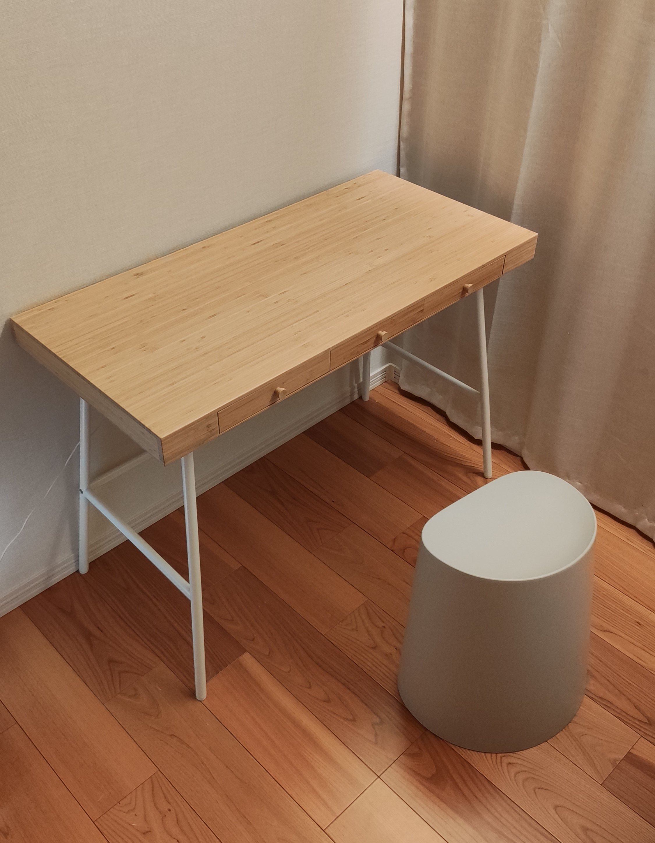 IKEAのオシャレな竹材デスク、リルオーセンを購入しました | 旅と家