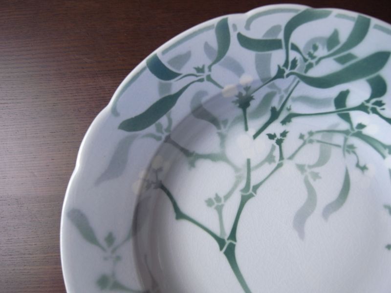 フランスのリュネヴィル窯 ヤドリギの深皿 - テーブルB