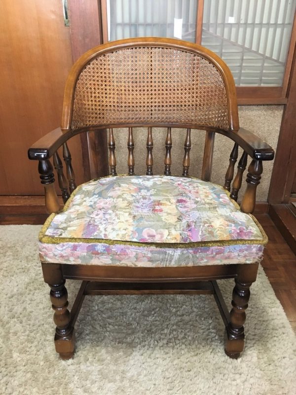 修理事例 KARIMOKU | 椅子とソファーの張替え修理｜ファニチャー