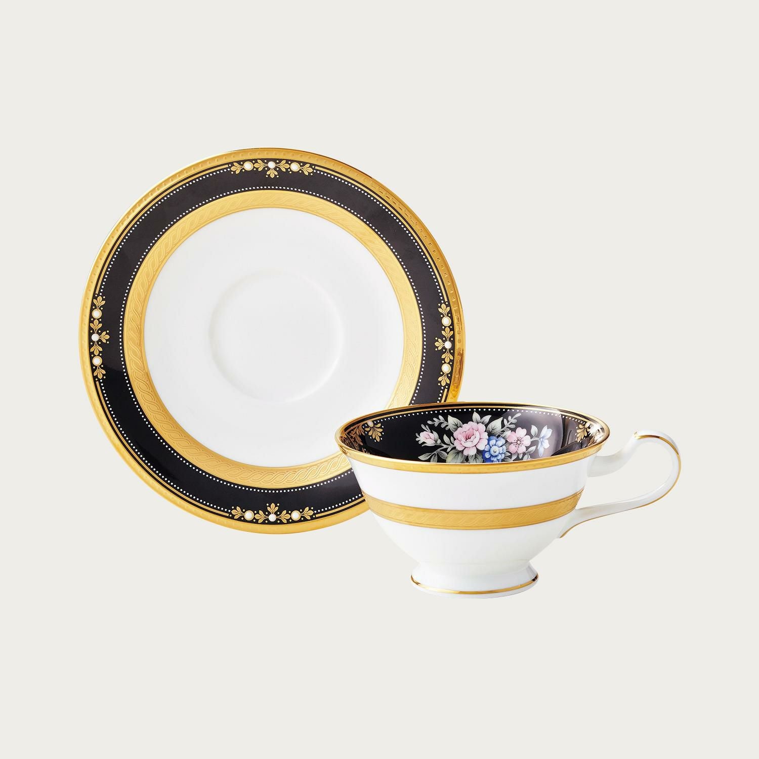 000000029327-01.jpg?size=m&w=