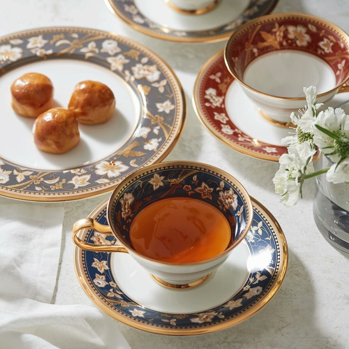 特集 豊富なデザインから選ぶティーカップ | ノリタケ食器公式