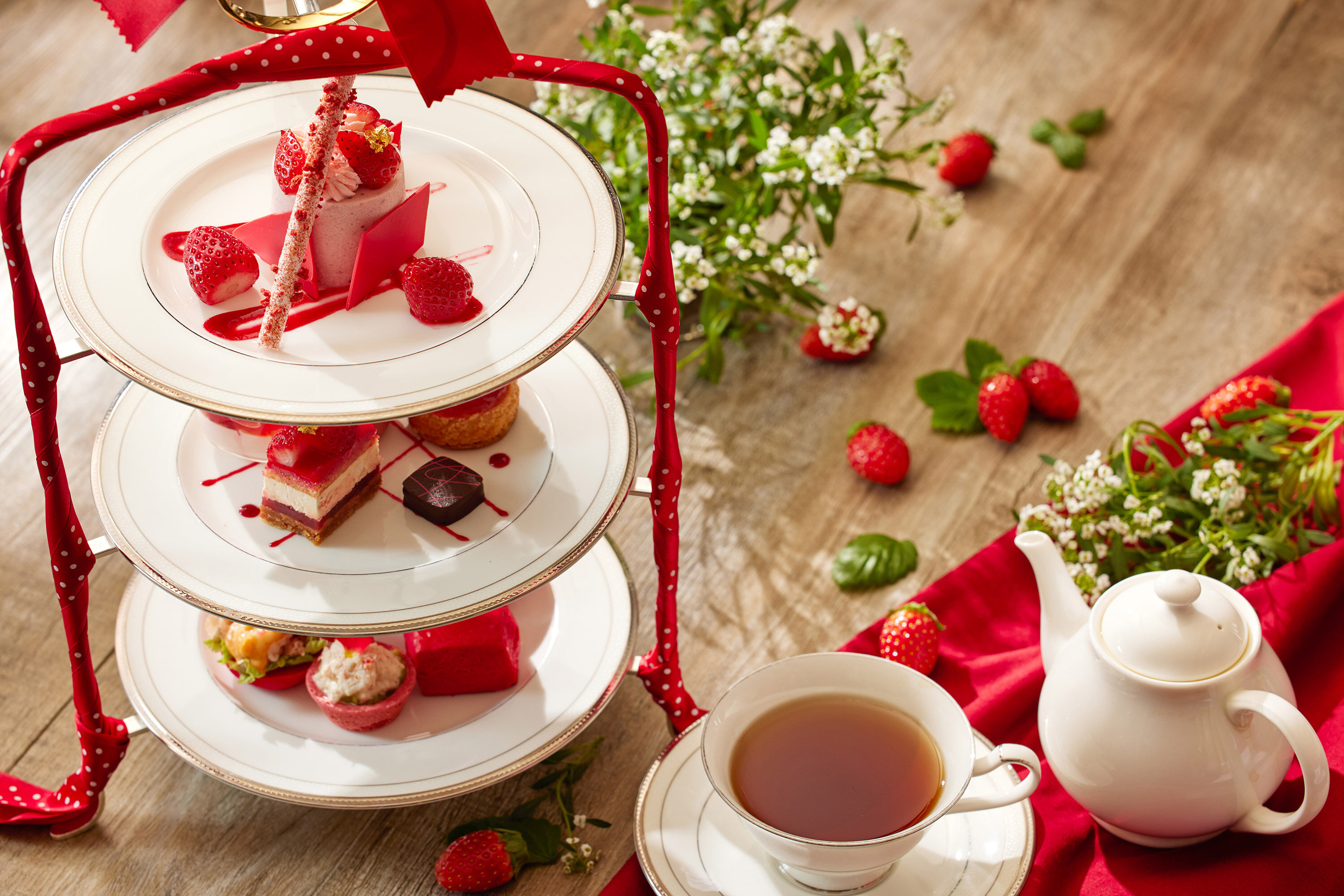 特集 ノリタケ・大倉陶園で楽しむ人気の「アフタヌーンティー」2024春