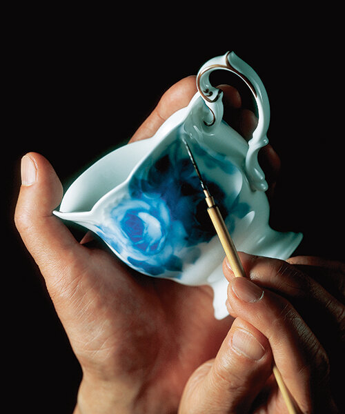 特集 ［大倉陶園］ペットオリジナル陶額 －ハンドペイントで描く世界で