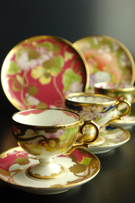 和花コレクション ケーキプレート(菖蒲) | ノリタケ食器公式オンライン