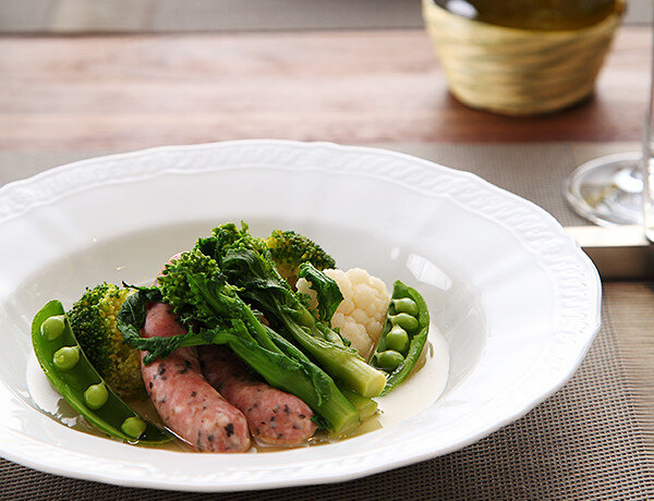 シェール ブラン 27cmスクエアプレート | ノリタケ食器公式オンライン