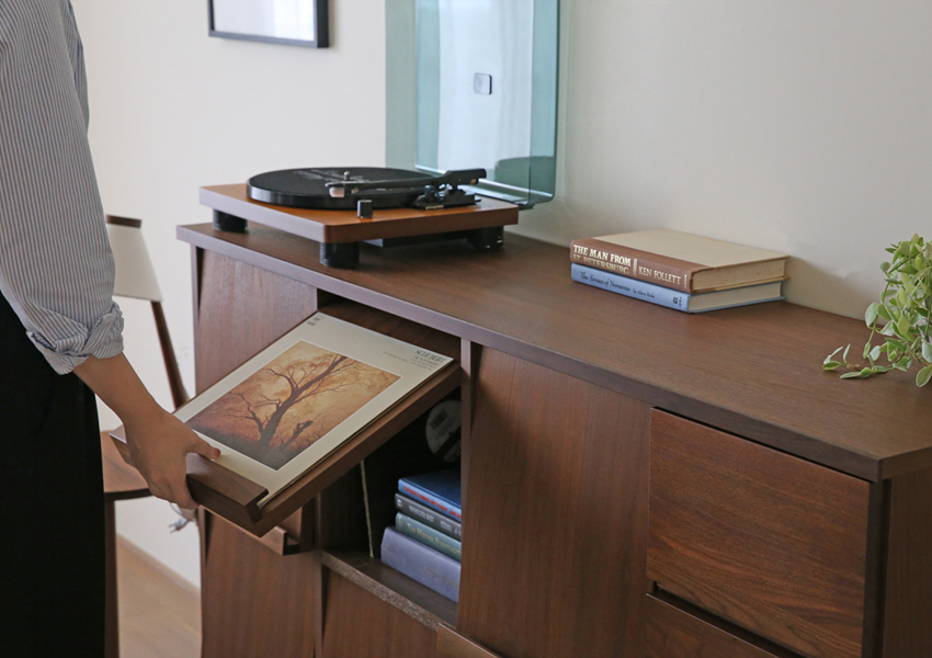 レッチェ 40マガジンレコードラック WALNUT(W40×D39.5×H136.5cm)税込