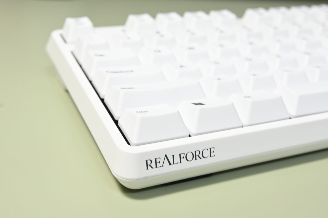 REALFORCE R4 レビュー｜デザインとAPC設定範囲の広さが魅力の新型