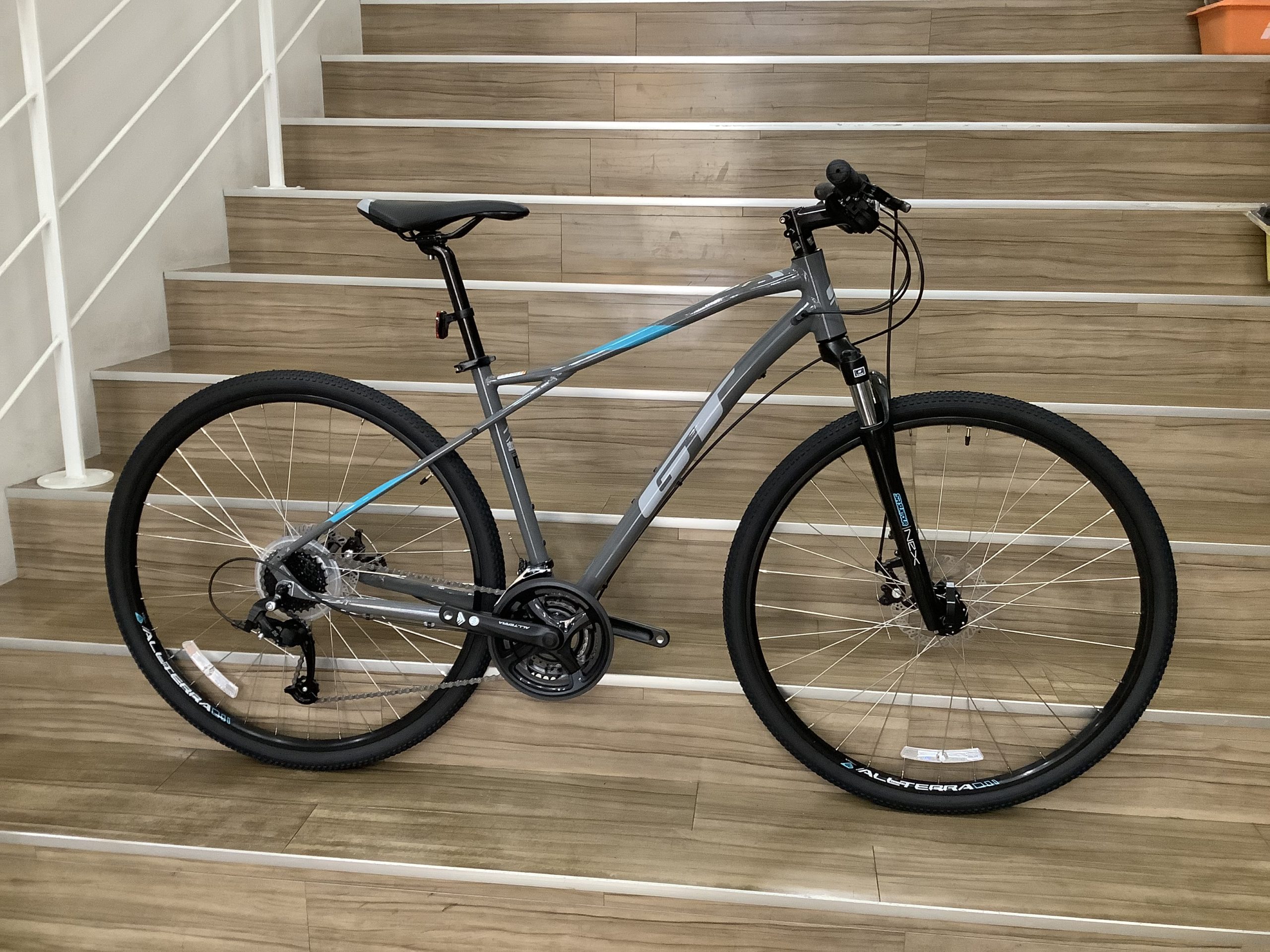 GT TRANSEO COMP V2 – タケヒササイクル