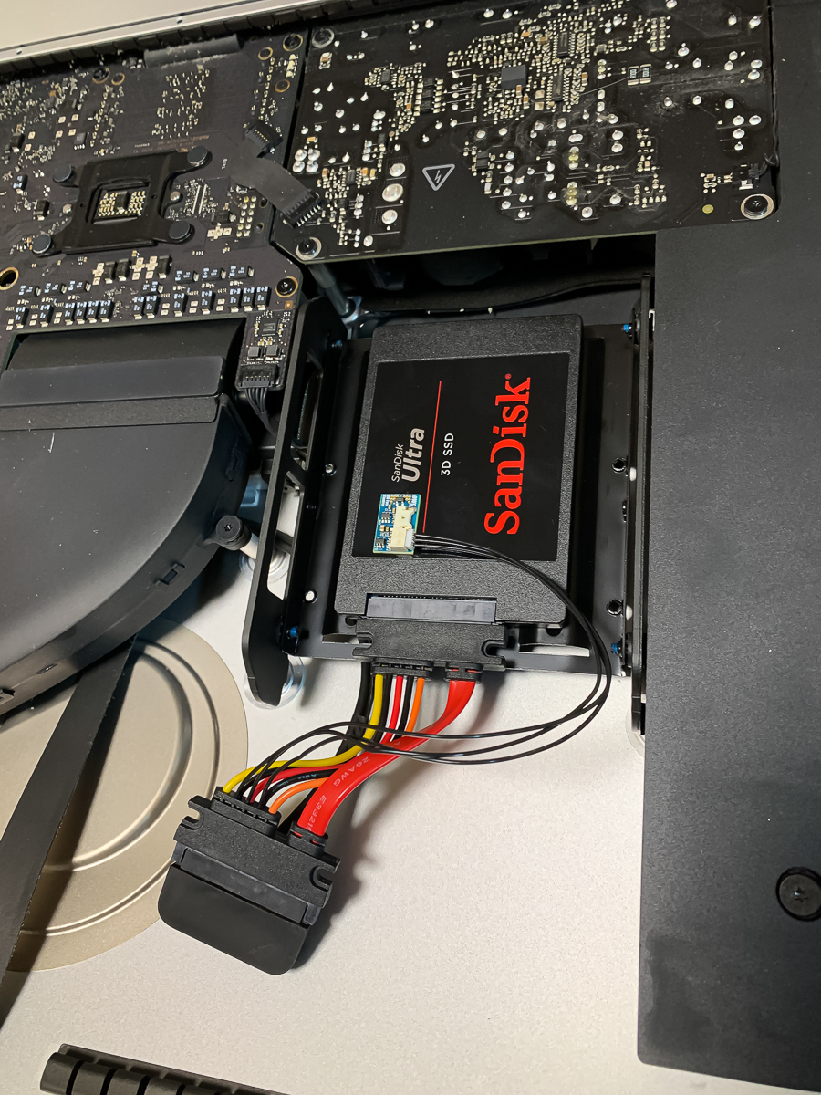 iMac27インチ(2015) 内蔵HDDをSSDに換装する1 ハード編 | takkaja.com