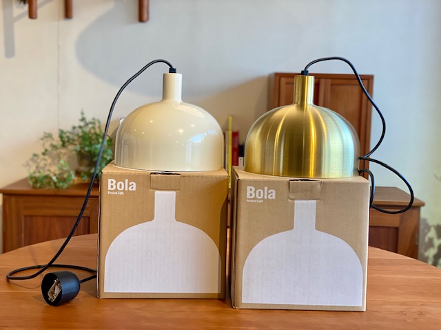 京都 家具屋 広松木工さんの照明 BOLAペンダントライト3素材4色揃っ