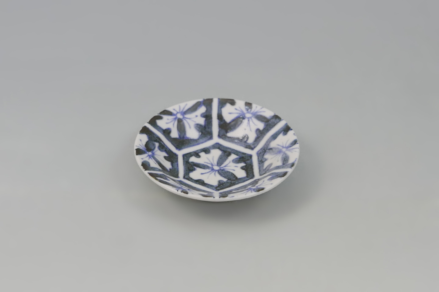 銀杏 染付豆皿 - 【公式】田代陶器店 TASHIRO TOUKITEN オンラインショップ