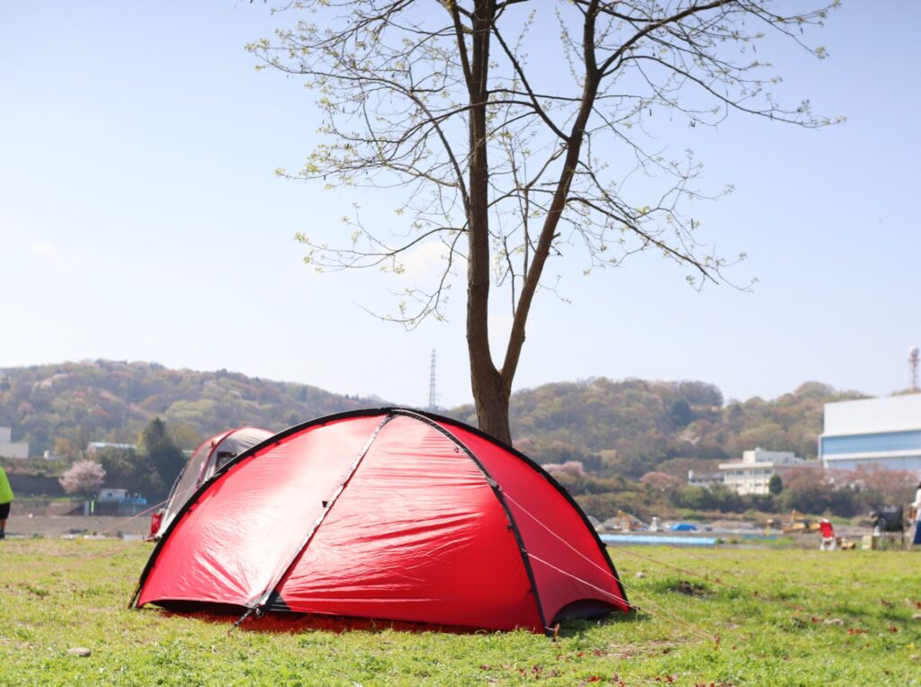 初のヒルバーグは登山もキャンプも行ける万能ソロテント！ | リモート