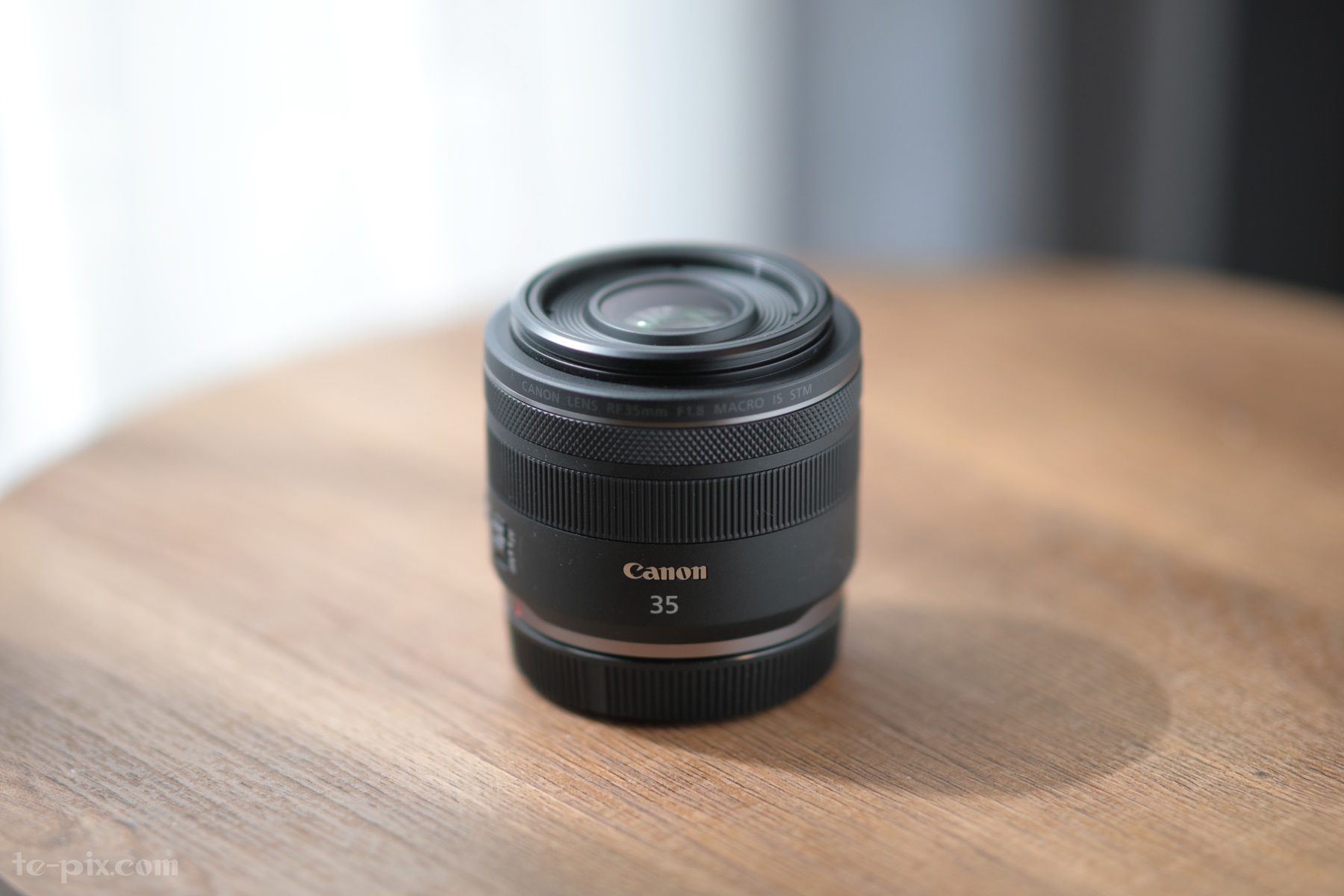 RF35mm F1.8 MACRO IS STMレビュー | てぴっくす