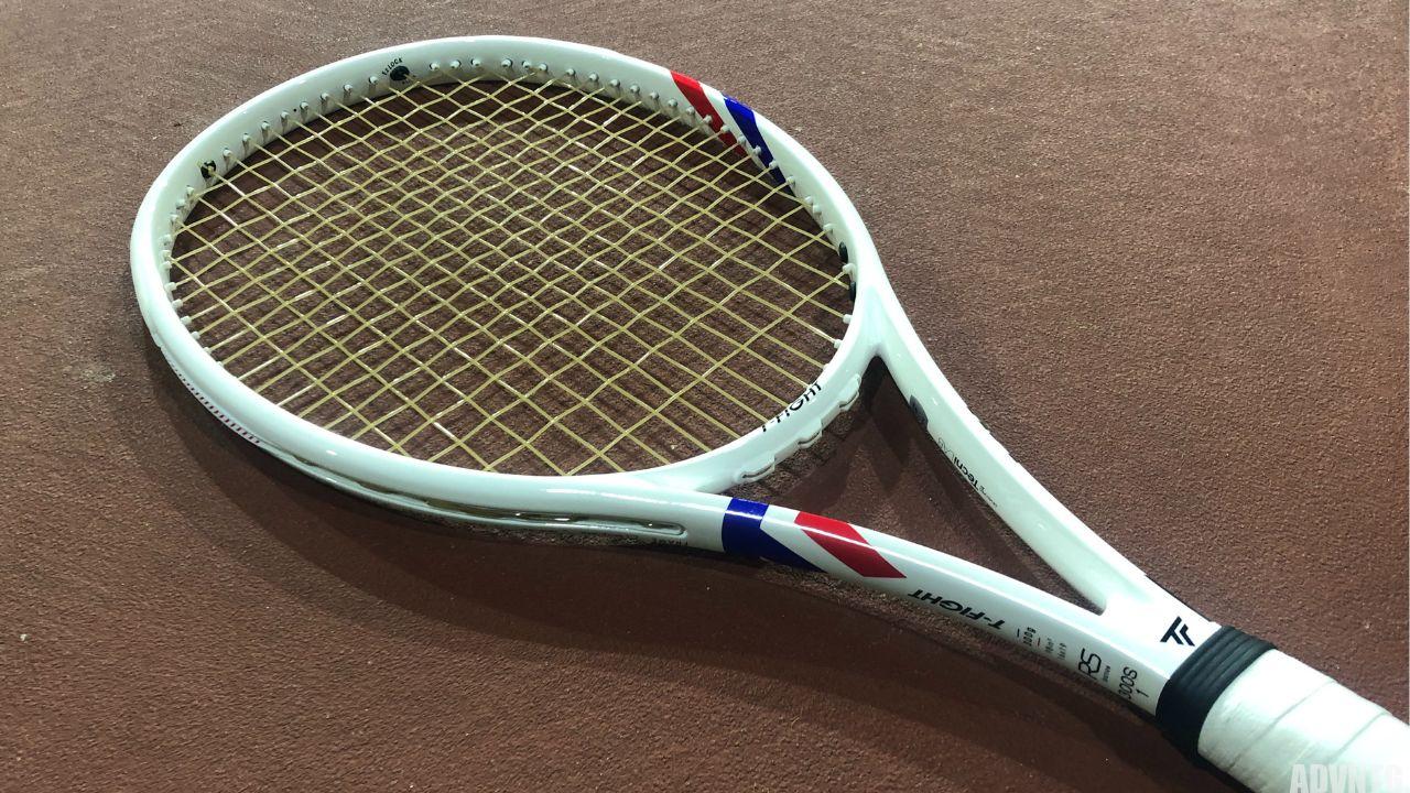 Tecnifibre T-FIGHT300S(2025)をインプレ！高精度なハードヒットで