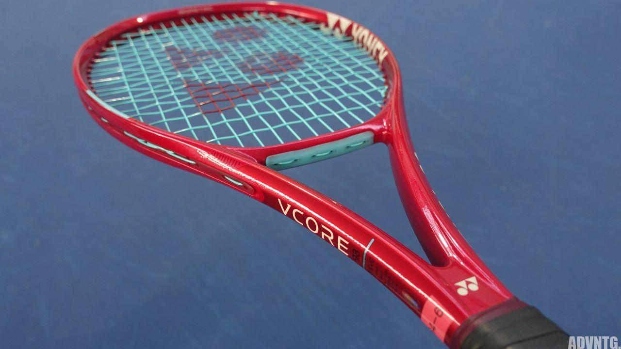 新型ブイコア(2026)は扱いやすさが大幅改善！オススメしやすいテニス