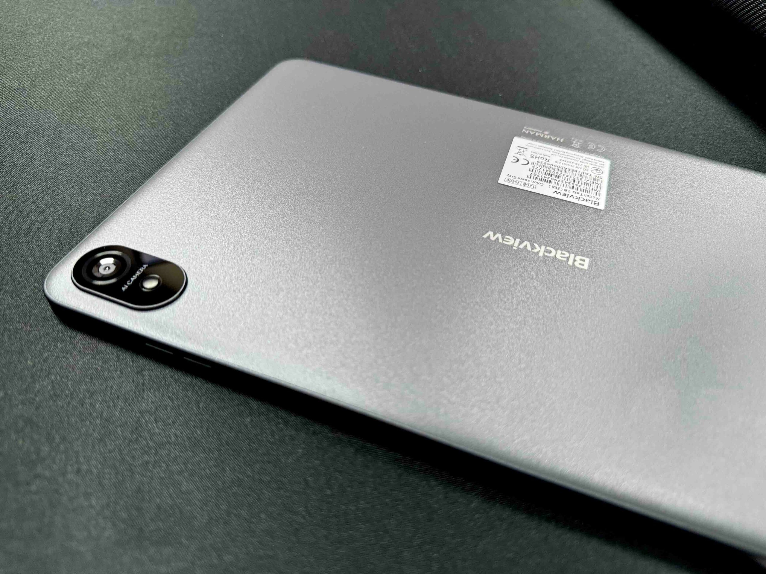 Blackview Tab 18 Review: Affordable Yet Feature-Packed - Tech4Gamers