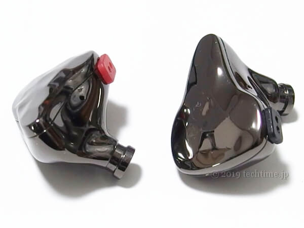 レビュー] IKKO OH10 Obsidian － 落ち着いた柔らかくも明瞭な音色で