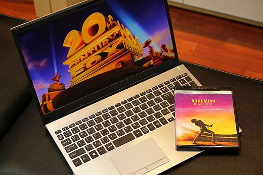 レビュー】新型『VAIO S15』開梱レポート＆4K UHD BDソフト再生に挑戦