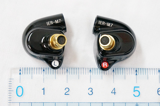 レビュー】最新技術を駆使したステージユースのイヤホン『IER-M7』開梱