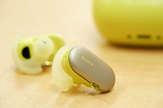 プライスダウン】水中使用可！ミュージックプレーヤー機能搭載の