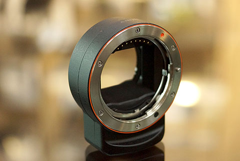 Aマウントアクセサリー マウントアダプター『LA-EA3』とAマウント