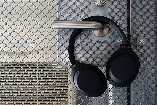 期間限定】最強ノイズキャンセリングヘッドホン『WH-1000XM4』に『初音