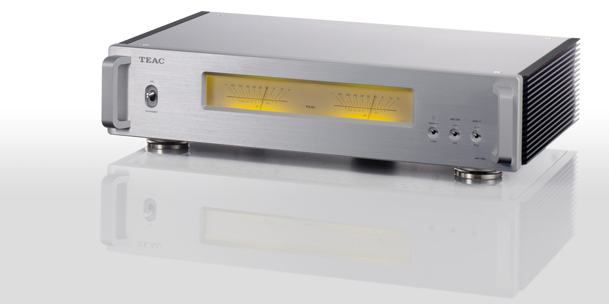 AP-701 | 製品トップ | TEAC - プレミアムオーディオ