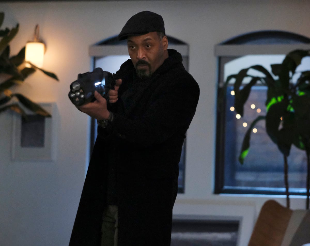 The Flash Review: Death Falls (Season 8 Episode 13)