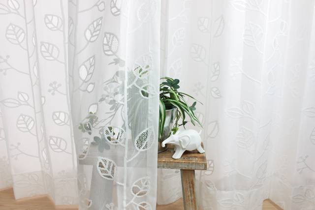 北欧風リーフ柄のオーダーレース LSK008G ｜ カーテンとインテリアの