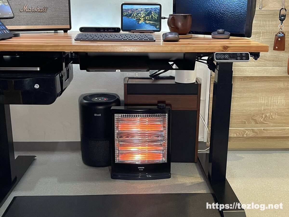 レビュー】山善の電気ストーブ DS-D086をデスク下で足元ヒーターに