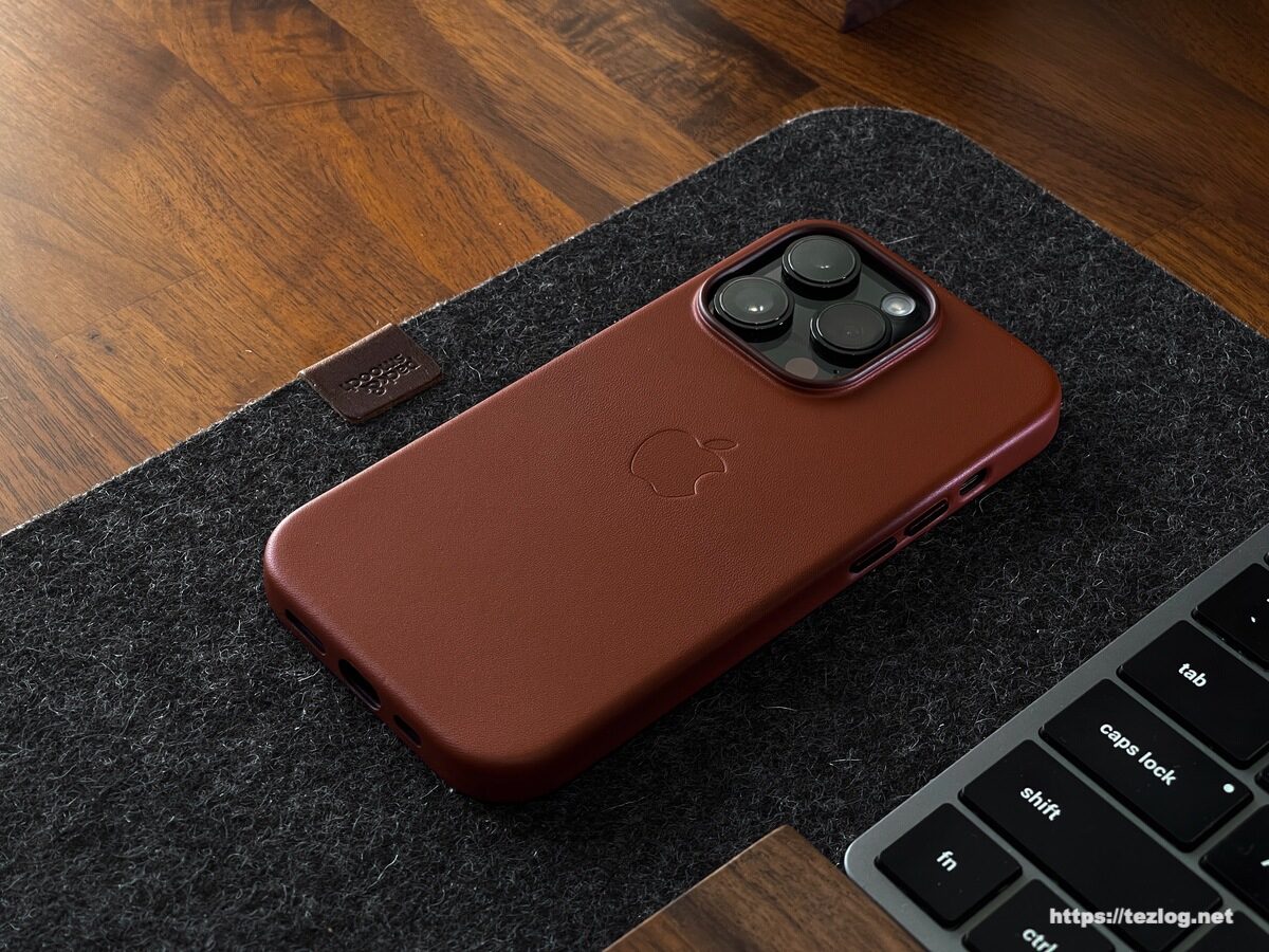 Apple純正 iPhone 14 Pro レザーケース - アンバー ​​​​​​​レビュー