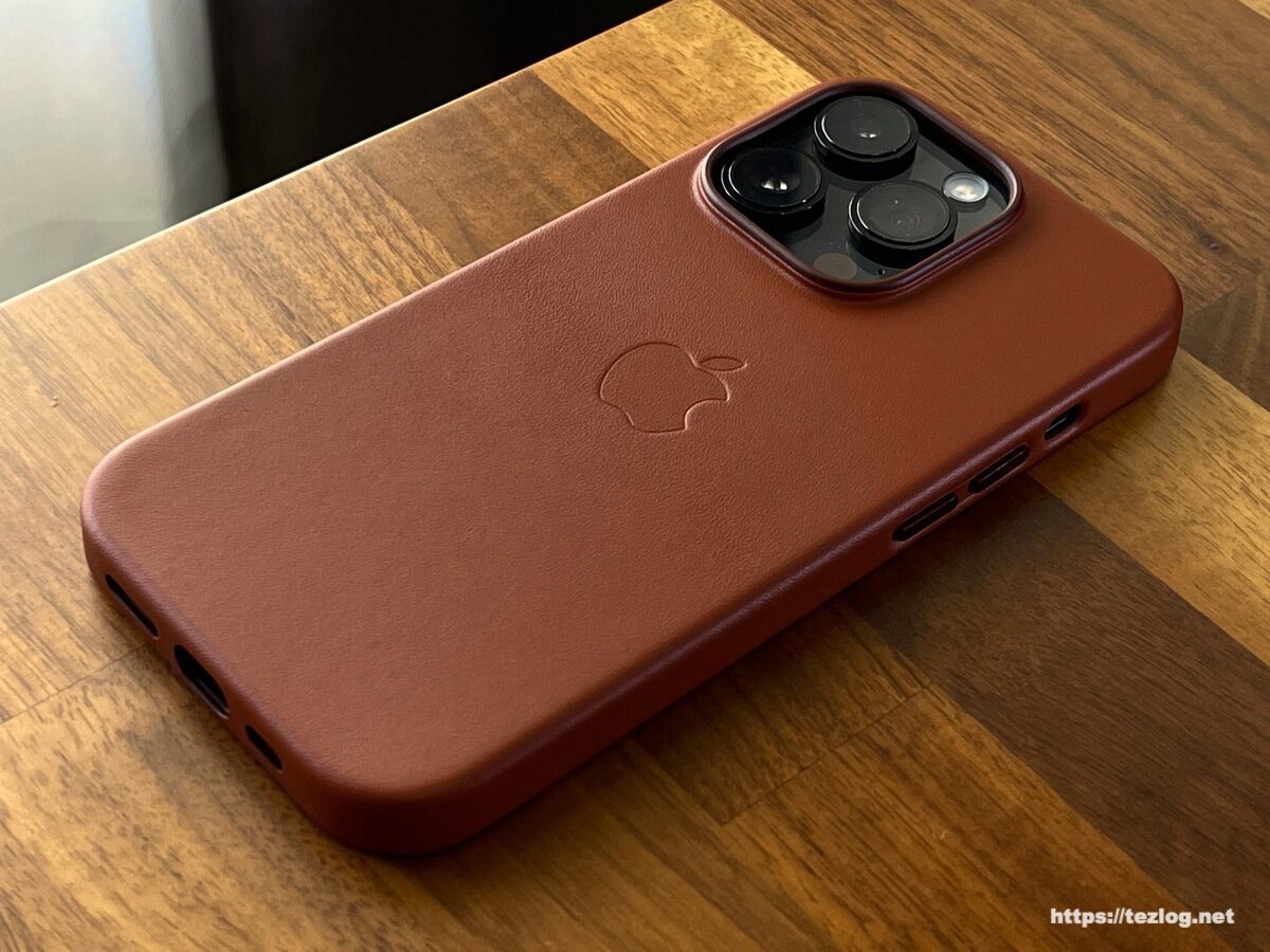 Apple純正 iPhone 14 Pro レザーケース - アンバー ​​​​​​​レビュー