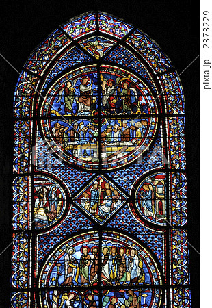 シャルトル大聖堂マグダラのマリアのステンドグラスの写真素材