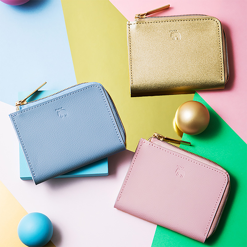 moz Cowhide Compact Wallet BOOK pale blue│宝島社の通販 宝島チャンネル