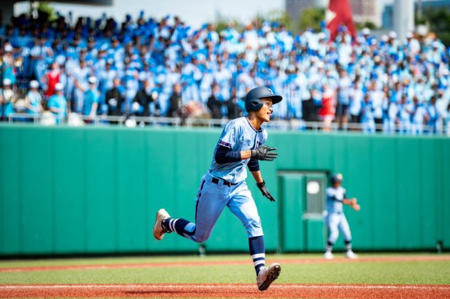 1896年創部、令和に映えるY校・横浜商ユニホームの「Y」 2000年生まれ