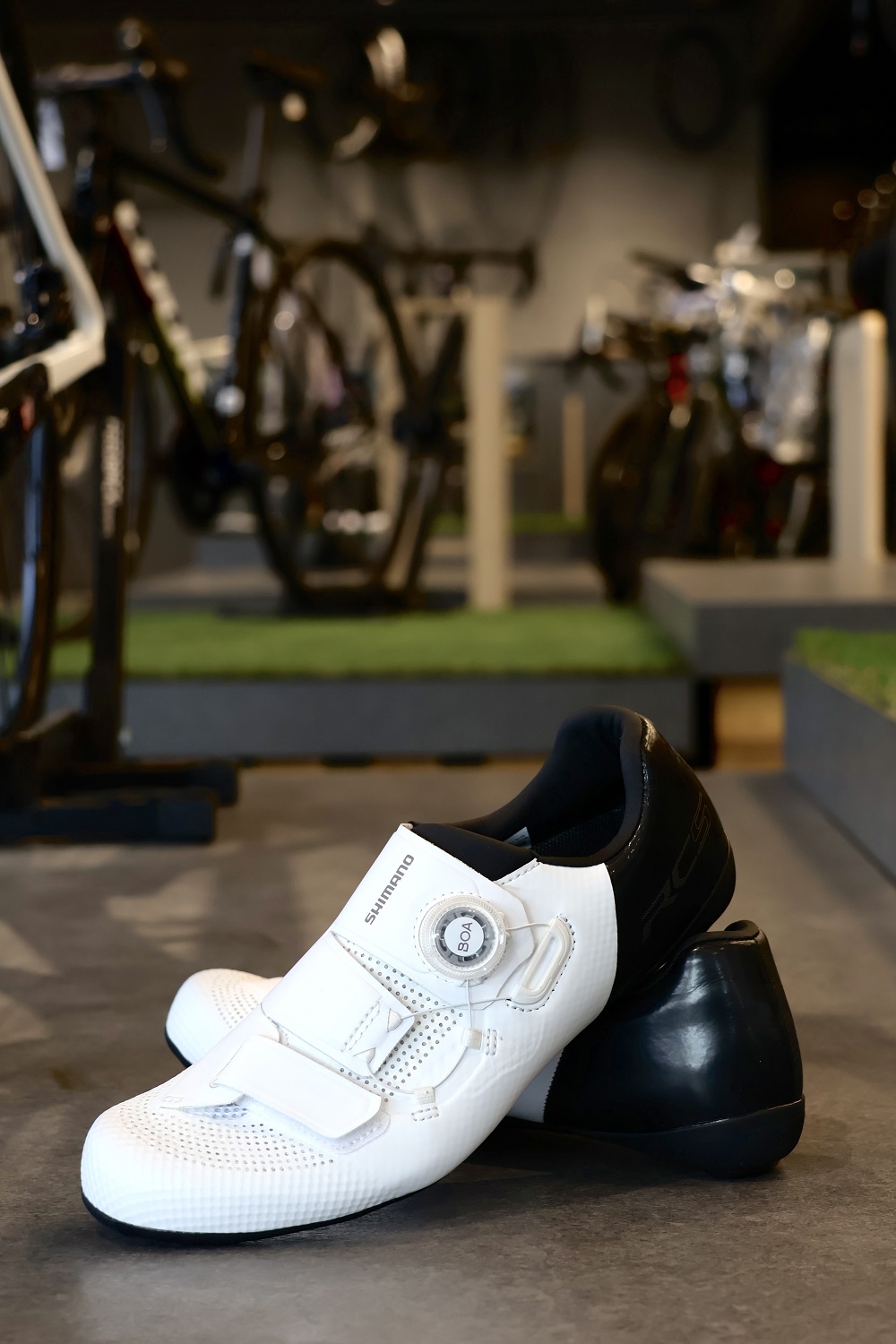 SHIMANO RC7/RC5】2025夏セール｜フィット感とパワー伝達に優れた一足