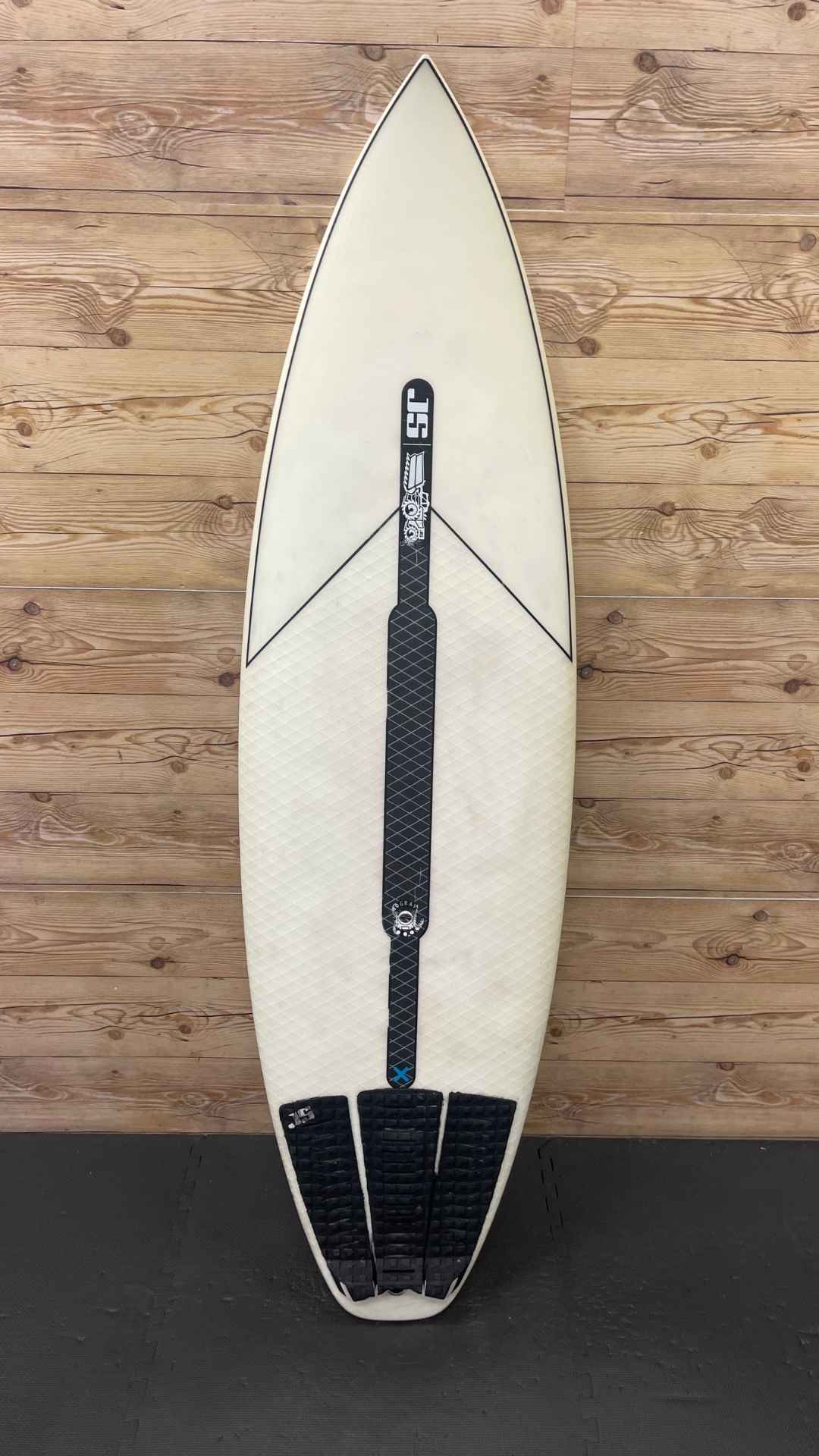 Surf Used Surfboards | JS Xero Gravity 5'7