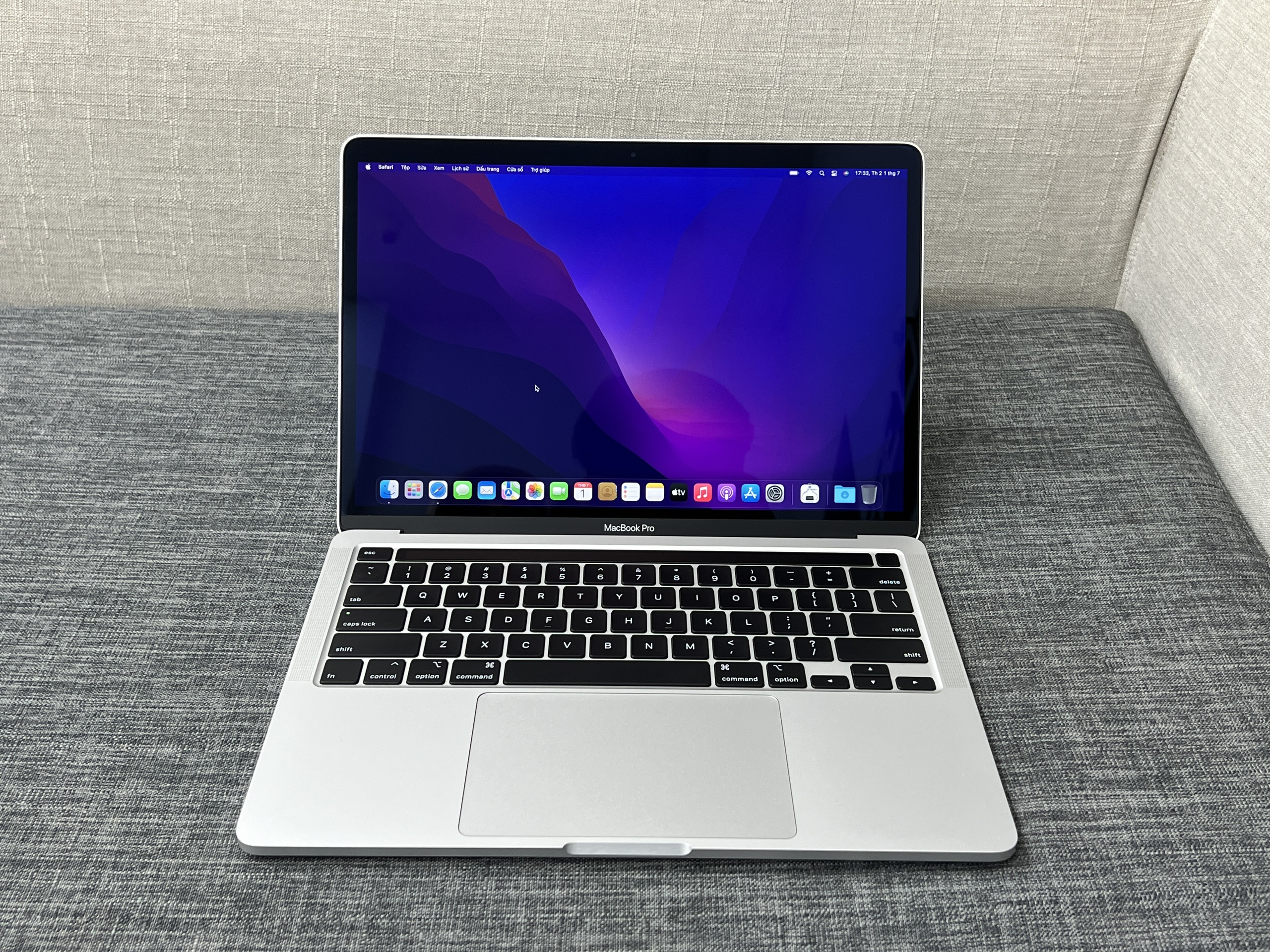 MACBOOK PRO 2020 13 INCH ( CORE I5 2.0GHZ ,RAM 16GB ,SSD 512GB