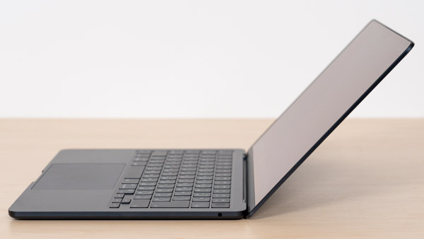 MacBook Air M2の実機レビュー - the比較