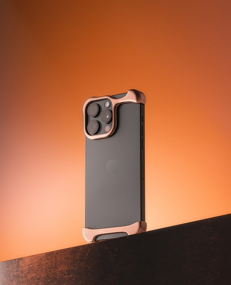 Arc Pulse iPhone 16 Pro Max case in rose copper - ARC | THÉM