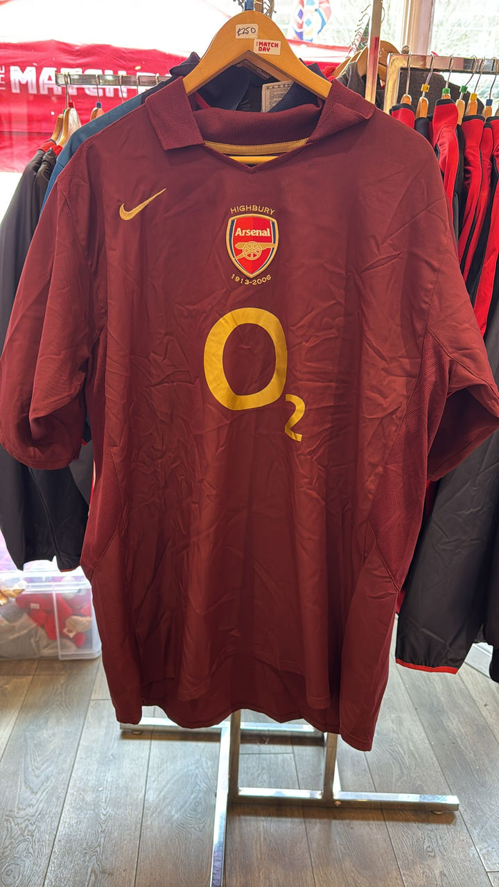 Arsenal FC 2005-06 Home Kit - Thierry Henry 