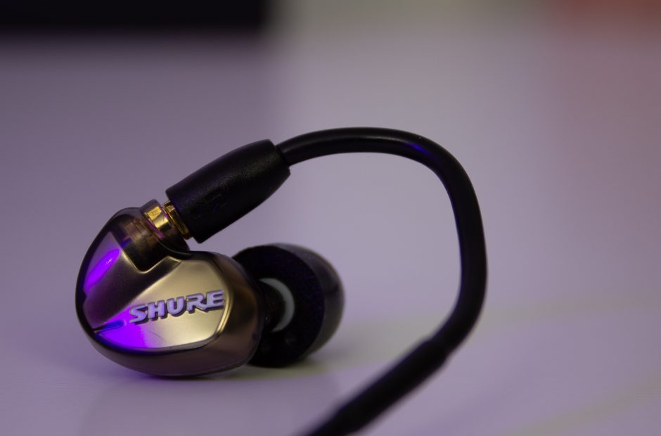 Shure SE535 Earbud Review - Worth every cent | The Nerdy