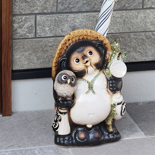 楽天市場】タヌキ 傘立て 陶器の通販