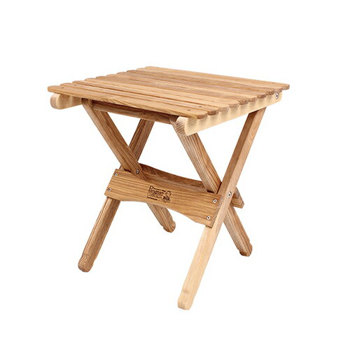 知ったら欲しくなる】超キレイで丈夫な木材を使用した”キャンプ家具