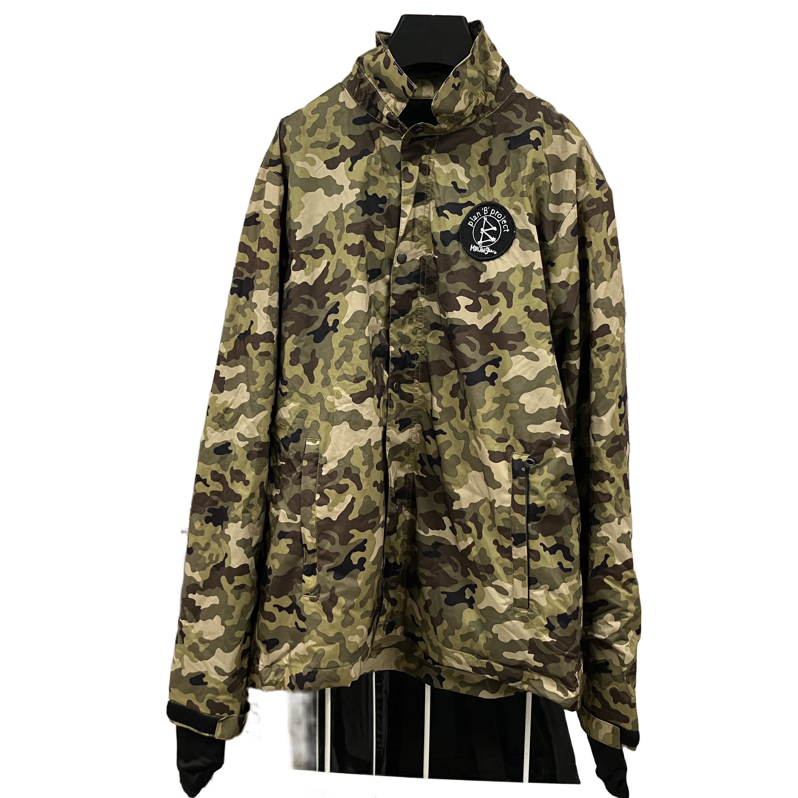 楽天市場】スノボ ウェア バートン 迷彩の通販